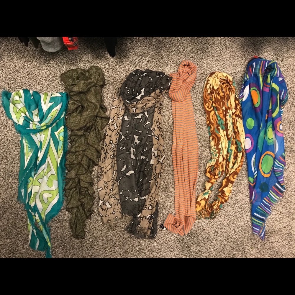 Lot of 6 scarves
